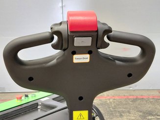 Porta-paletes eléctrico com condutor a pé Hangcha CBD20-AC2-Li