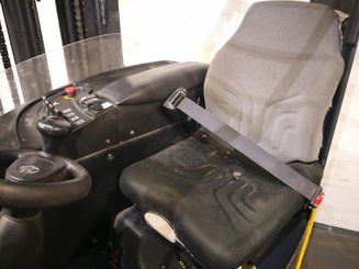 Empilhador retráctil OM XR16AC