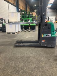 Stacker Mitsubishi MSB12LES-30
