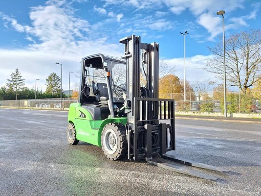 Carreta elevadora elétrica Hangcha XE35Hi (CPD35-XEY2H1-SI) - 1