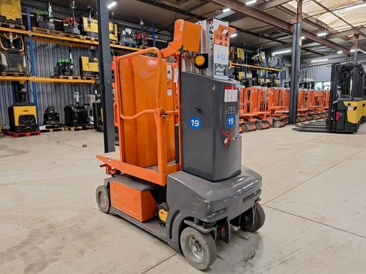 Plataforma com mastro vertical JLG TOUCAN DUO - 1