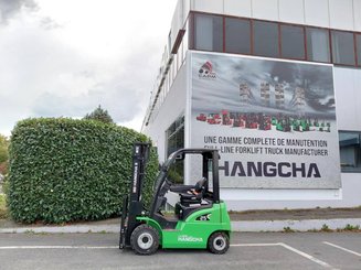 Empilhador de contrapeso 4 rodas Hangcha XC25i