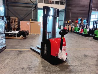 Stacker com condutor a pé Hangcha CDD16-AC2-L 