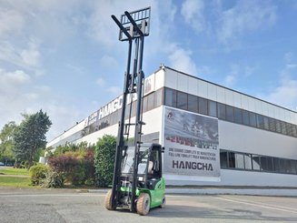 Empilhador de contrapeso 4 rodas Hangcha XC30i