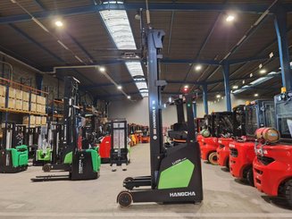 Empilhador retráctil Hangcha CQD18-XC5D-SI
