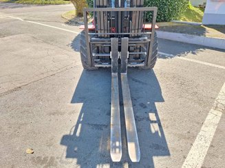 Carreta elevadora todo terreno Hangcha TT30-2