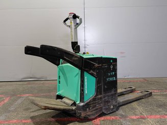 Porta-paletes eléctrico com condutor transportado Mitsubishi PBV20N2 - 1
