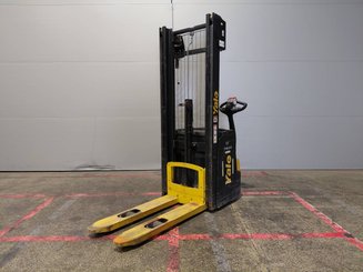 Stacker Yale MS12AC