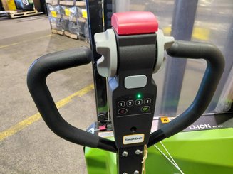 Stacker com condutor a pé Hangcha CDD15-A2MC2-ISZ
