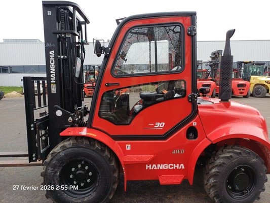 Carreta elevadora todo terreno Hangcha TT30-4 (CPCD30-XW98C-RT4) - 1