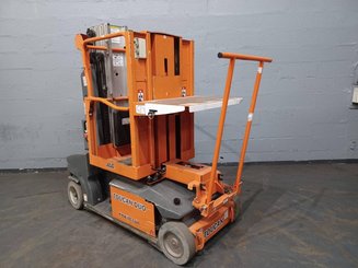 Plataforma com mastro vertical JLG TOUCAN DUO