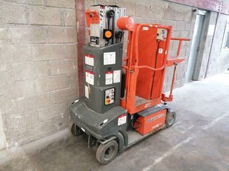 Plataforma com mastro vertical JLG TOUCAN DUO