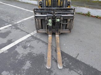 Empilhador de contrapeso 4 rodas Caterpillar GP30NTD