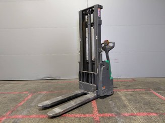 Stacker Mitsubishi MSB12LES-30
