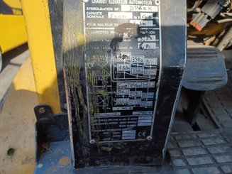 Empilhador de contrapeso 4 rodas Caterpillar DP50K2