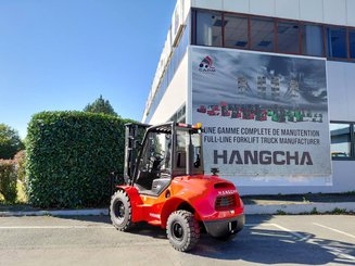 Carreta elevadora todo terreno Hangcha TT30-2 (CPCD30-X2W98E-RT2)