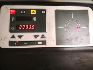Empilhador retráctil OM XR16AC