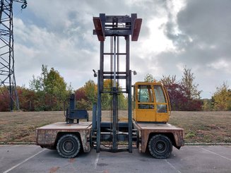 Empilhador lateral Baumann GX70/14/40