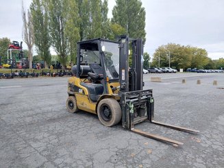 Empilhador de contrapeso 4 rodas Caterpillar GP30NTD