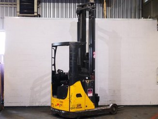 Empilhador retráctil OM XR16AC