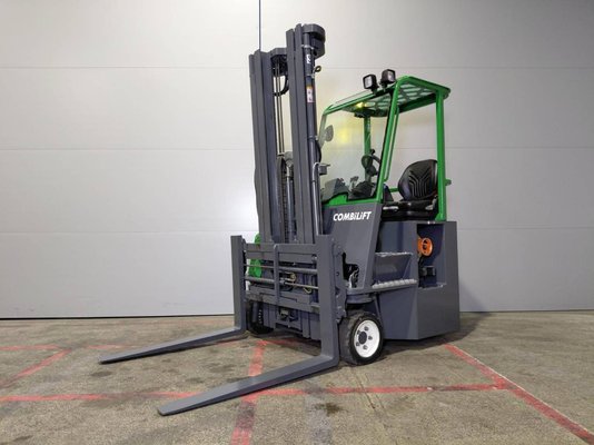 Empilhador multidireccional Combilift COMBI CB2500 - 1