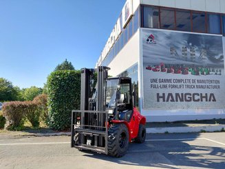 Carreta elevadora todo terreno Hangcha TT30-2 (CPCD30-X2W98E-RT2)