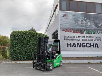 Empilhador de contrapeso 4 rodas Hangcha XC25i