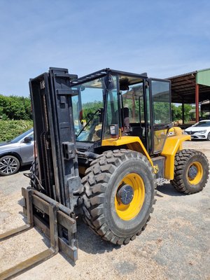 Carreta elevadora todo terreno JCB 940-2 - 1