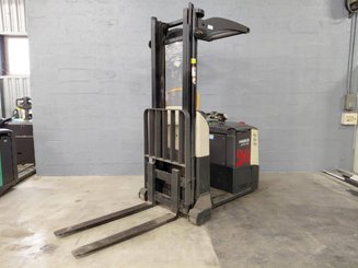 Preparador de encomendas Crown MPC3040-12 - 1