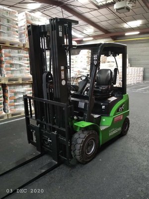 Empilhador de contrapeso 4 rodas Hangcha XC25i - 1