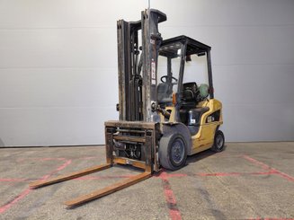 Empilhador de contrapeso 4 rodas Caterpillar GP25NTD - 1