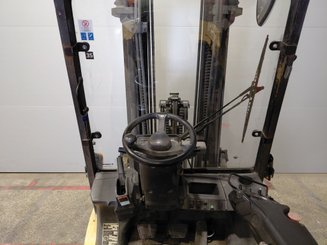 Empilhador de contrapeso 4 rodas Caterpillar GP25NTD - 8