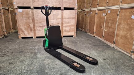 Porta-paletes eléctrico com condutor a pé Hangcha CBD15-CI