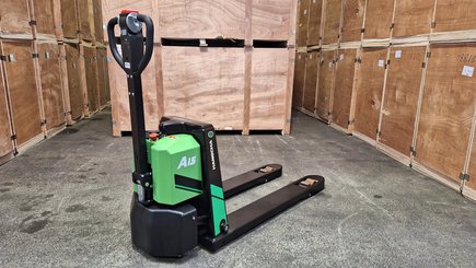 Porta-paletes eléctrico com condutor a pé Hangcha CBD15-CI
