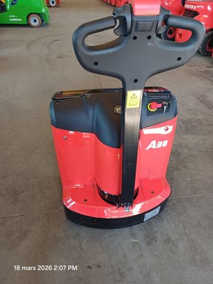 Porta-paletes eléctrico com condutor a pé Hangcha CBD30-AC2 - 1