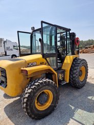 Carreta elevadora todo terreno JCB 940-2