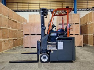 Empilhador multidireccional AMLIFT AGILIFT 3000E