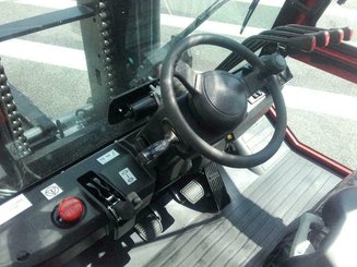 Empilhador de contrapeso 4 rodas Hangcha XF120D - 7