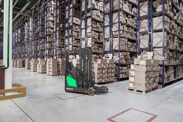 Empilhador retráctil Hangcha CQD12-XC5-SI