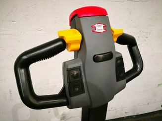 Porta-paletes eléctrico com condutor a pé Hangcha CBD15-EMD 685 - 7
