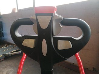 Porta-paletes eléctrico com condutor transportado Hangcha CBD30-AZ3S
