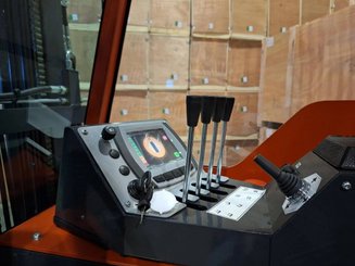 Empilhador multidireccional AMLIFT AGILIFT 3000E