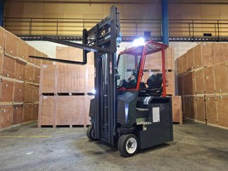 Empilhador multidireccional AMLIFT AGILIFT 3000E