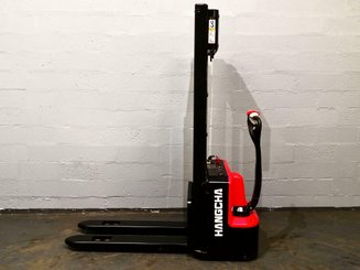 Stacker com condutor a pé Hangcha CDD10-AMC1-SZ