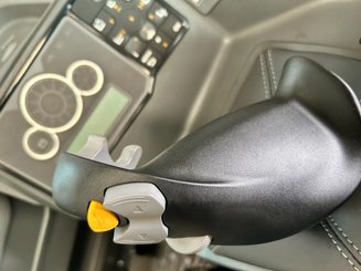 Empilhador multidireccional Mitsubishi RBM25N3 - 8