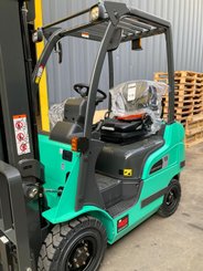 Empilhador de contrapeso 4 rodas Mitsubishi FG18N