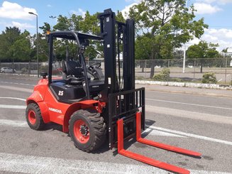 Carreta elevadora todo terreno Hangcha TT25-2 - 1