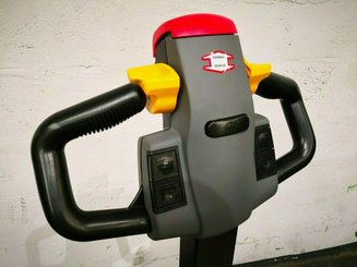 Porta-paletes eléctrico com condutor a pé Hangcha CBD15-EMD 685 - 7