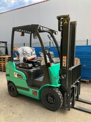 Empilhador de contrapeso 4 rodas Mitsubishi FG18N