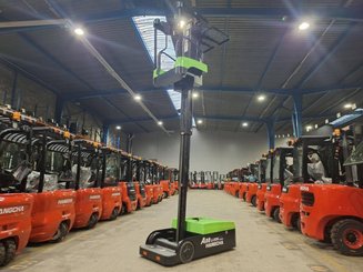 Plataforma com mastro vertical Hangcha CJD02-AMC1-M1I